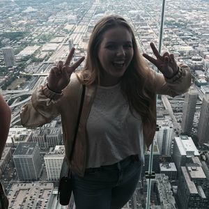 Meet your Posher, Olivia